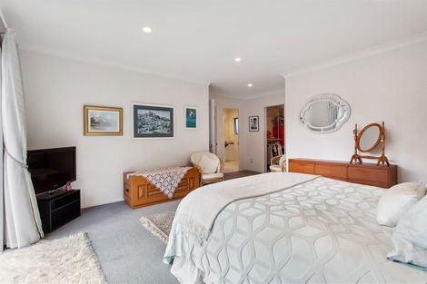 Photo of property in 89 Marina View Drive, West Harbour, Auckland, 0618