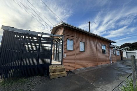 Photo of property in 53 Walmer Road, Point Chevalier, Auckland, 1022