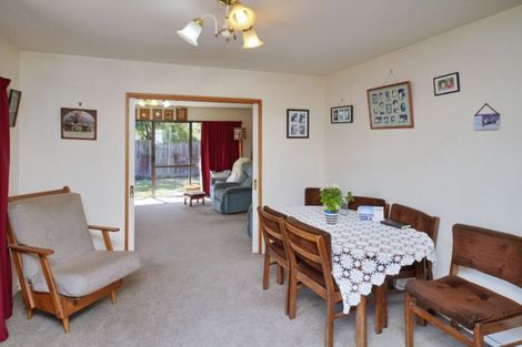 Photo of property in 2/58 Sawyers Arms Road, Northcote, Christchurch, 8052