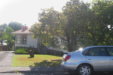 Photo of property in 20 Rosalind Road, Glenfield, Auckland, 0629