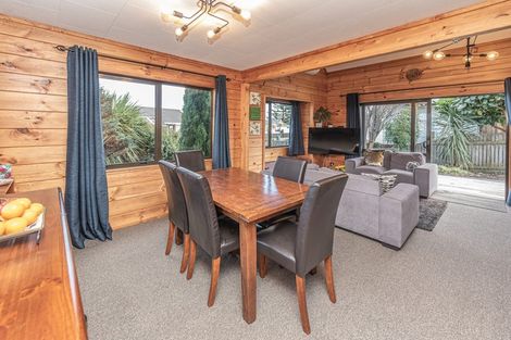 Photo of property in 82 Treadwell Street, Springvale, Whanganui, 4501