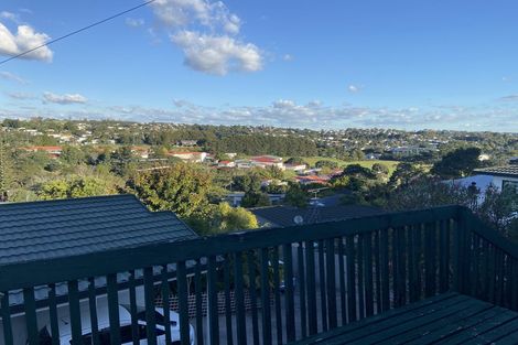 Photo of property in 1/26 Noeleen Street, Glenfield, Auckland, 0629