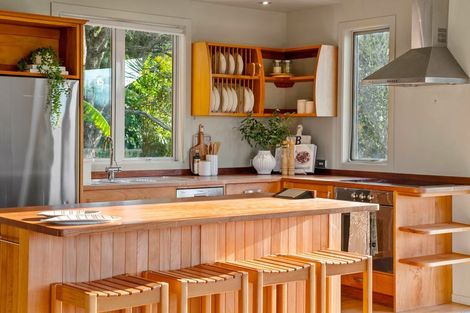 Photo of property in 87 M Greenwood Road, Leigh, 0972