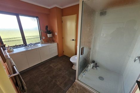 Photo of property in 340 Otumoetai Road, Otumoetai, Tauranga, 3110