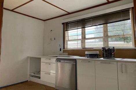 Photo of property in 282 West Coast Road, Glen Eden, Auckland, 0602