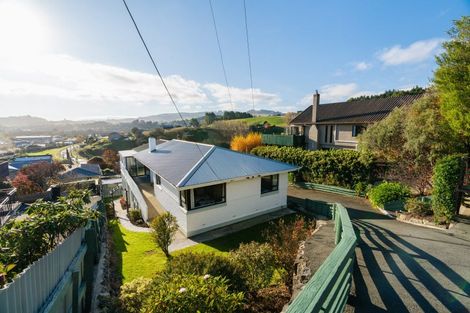 Photo of property in 16 Allen Road, Green Island, Dunedin, 9018