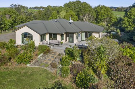 Photo of property in 34 Pond Road, Raglan, 3295