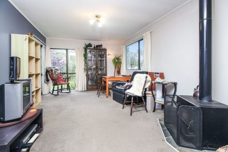 Photo of property in 9 Hamblyn Place, Ranui, Auckland, 0612