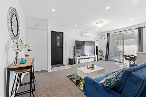 Photo of property in 6b Clerke Place, Marfell, New Plymouth, 4310