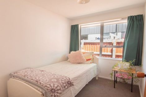 Photo of property in 3/5 Broadbent Street, Riccarton, Christchurch, 8041