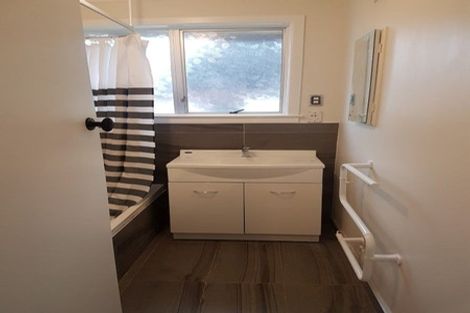 Photo of property in 37 Ash Street, Newfield, Invercargill, 9812