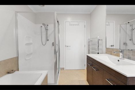 Photo of property in 34 Bomb Point Drive, Hobsonville, Auckland, 0616