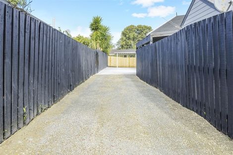 Photo of property in 1/125 Settlement Road, Papakura, 2110