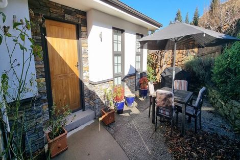 Photo of property in 25a Marina Drive, Frankton, Queenstown, 9300