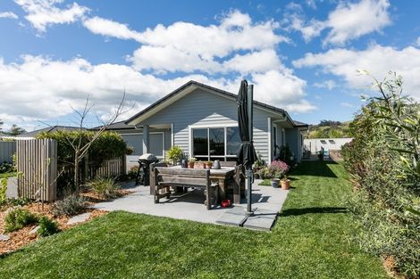 Photo of property in 75a Arataki Road, Havelock North, 4130
