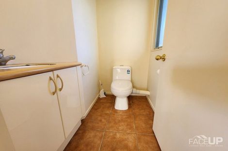 Photo of property in 20 Whiting Grove, West Harbour, Auckland, 0618