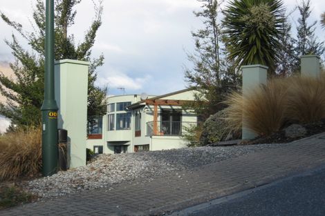 Photo of property in 7a Aspen Grove, Fernhill, Queenstown, 9300
