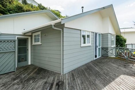 Photo of property in 6 Holborn Drive, Stokes Valley, Lower Hutt, 5019