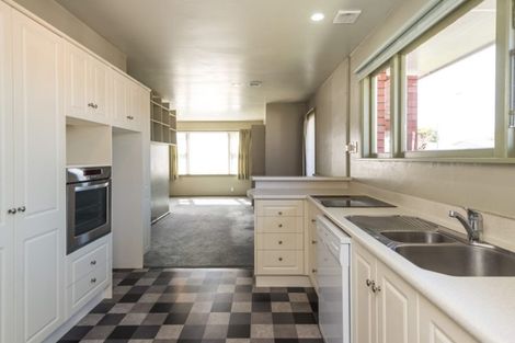 Photo of property in 147 Kendal Avenue, Burnside, Christchurch, 8053