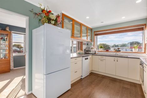 Photo of property in 64 Ernest Street, Ranui, Porirua, 5024