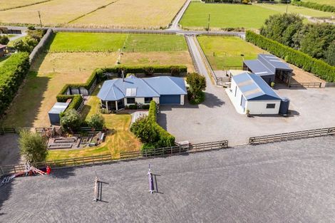 Photo of property in 295 Turuturu Road, Hawera, 4674