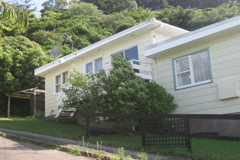 Photo of property in 2 Sarah Way, Crofton Downs, Wellington, 6035