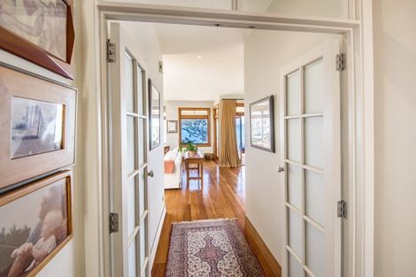 Photo of property in 48 Cheltenham Road, Devonport, Auckland, 0624