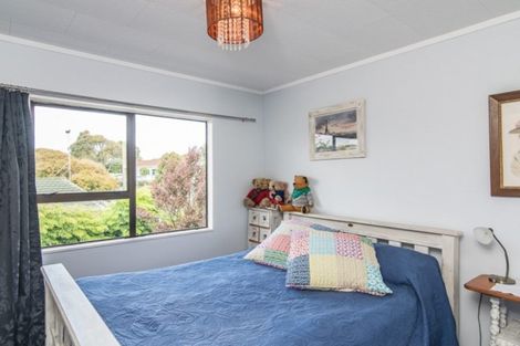Photo of property in 15a Margaret Road, Raumati Beach, Paraparaumu, 5032