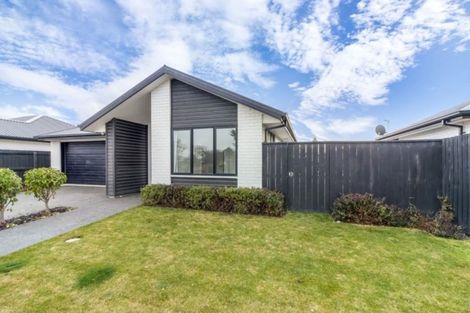 Photo of property in 25 William Nicholls Drive, Belfast, Christchurch, 8051