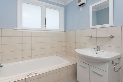 Photo of property in 103 Bassett Street, Burwood, Christchurch, 8083