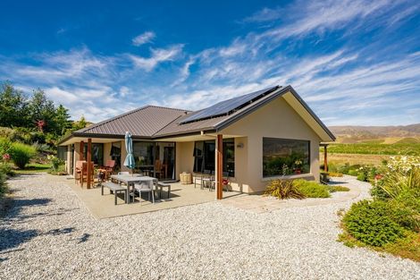 Photo of property in 67 Paterson Road, Nevis, Cromwell, 9384