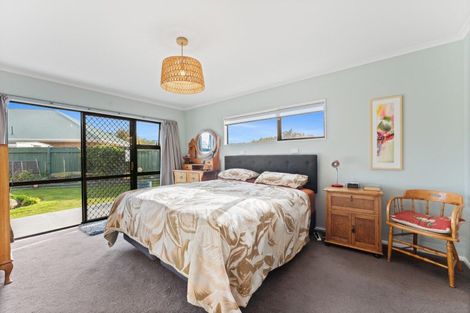 Photo of property in 15 Tudor Grove, Feilding, 4702