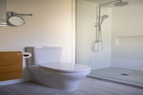 Photo of property in 22c Waipa Street, Birkenhead, Auckland, 0626