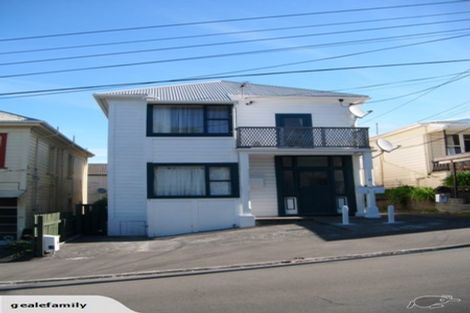 Photo of property in 2/17 Hall Street, Newtown, Wellington, 6021