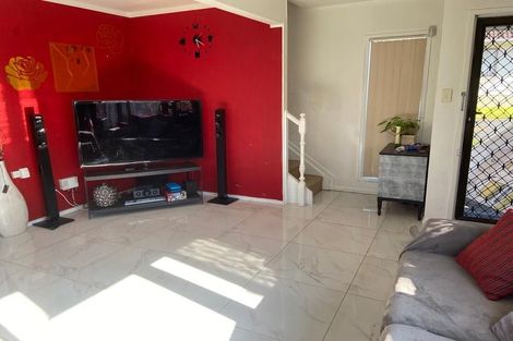 Photo of property in 1/15 Roseberry Avenue, Birkenhead, Auckland, 0626