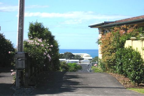 Photo of property in 1/207 East Coast Road, Castor Bay, Auckland, 0620
