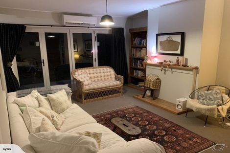 Photo of property in 6 Main Street, Hospital Hill, Napier, 4110