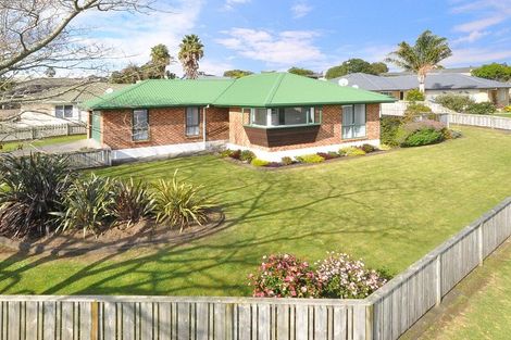 Photo of property in 26 Waitoa Street, Waiuku, 2123