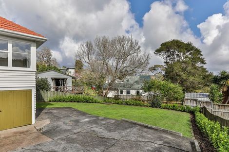 Photo of property in 257 Titirangi Road, Titirangi, Auckland, 0604