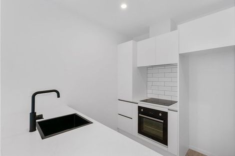 Photo of property in 8/25 Lloyd Avenue, Mount Albert, Auckland, 1025