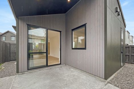 Photo of property in 11 Ara Reti, Mangere, Auckland, 2022