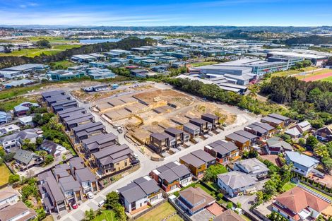 Photo of property in 6 Milenio Crescent, Windsor Park, 0632