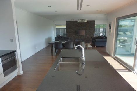 Photo of property in 25 Amokura Crescent, Flagstaff, Hamilton, 3210