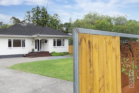 Photo of property in 7 Taupaki Road, Taupaki, Henderson, 0782