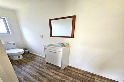 Photo of property in 102 Sands Crescent, Matarangi, Whitianga, 3592