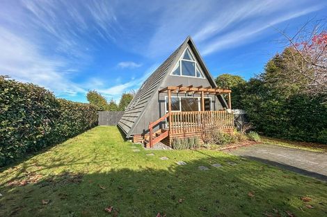 Photo of property in 73 Shepherd Road, Waipahihi, Taupo, 3330