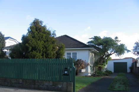 Photo of property in 10 Craddock Street, Waterloo, Lower Hutt, 5011