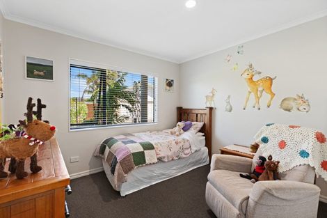 Photo of property in 16a Haven Grove, Papamoa Beach, Papamoa, 3118