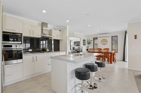 Photo of property in 43 Huka Heights Drive, Rangatira Park, Taupo, 3330