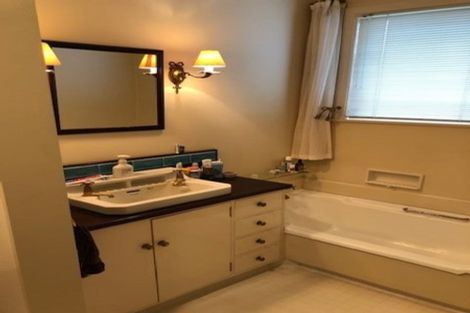 Photo of property in 66a Lake Crescent, Hamilton Lake, Hamilton, 3204